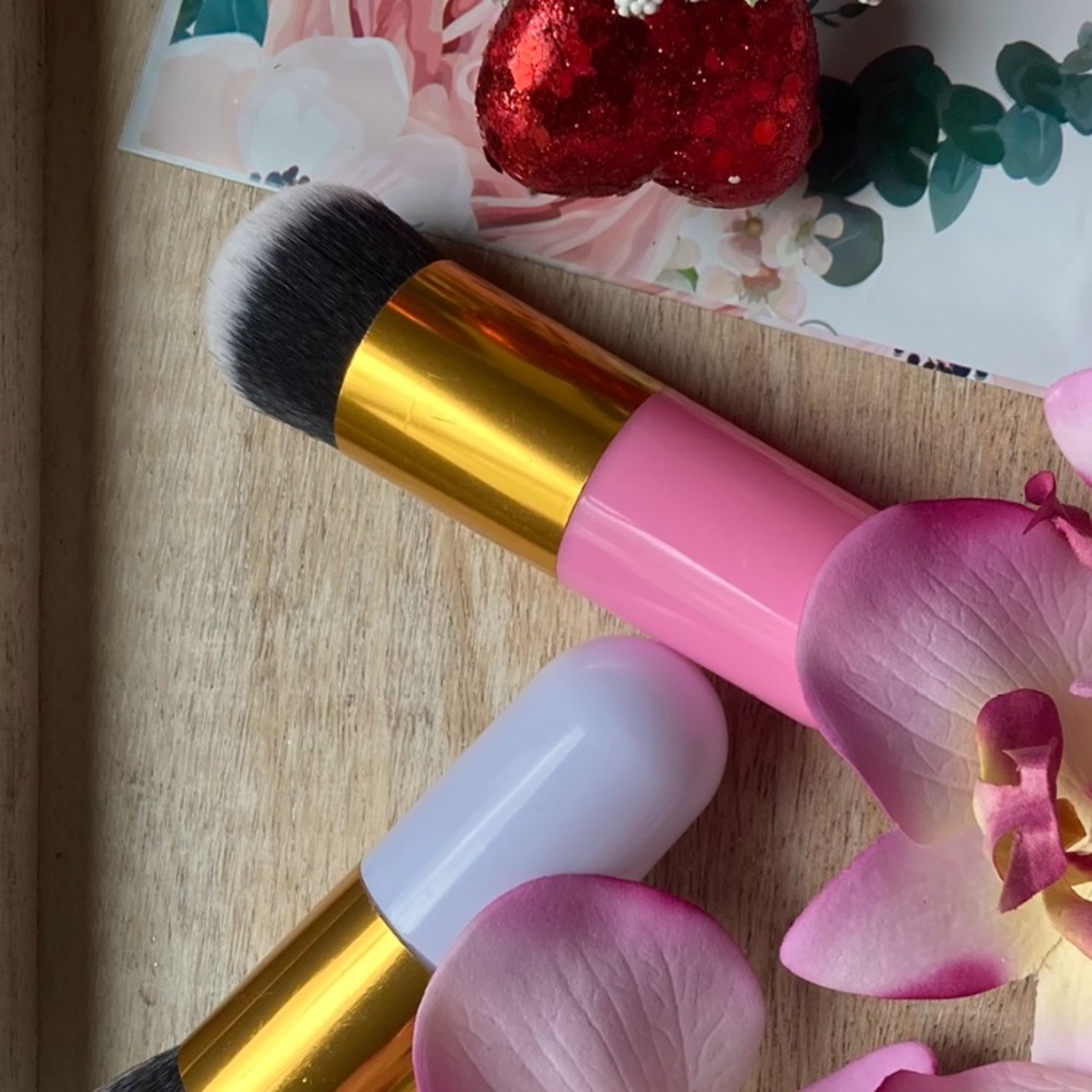 3 Brushes For Your Make Up. Brush For Foundations Or Power Greater Coverag…